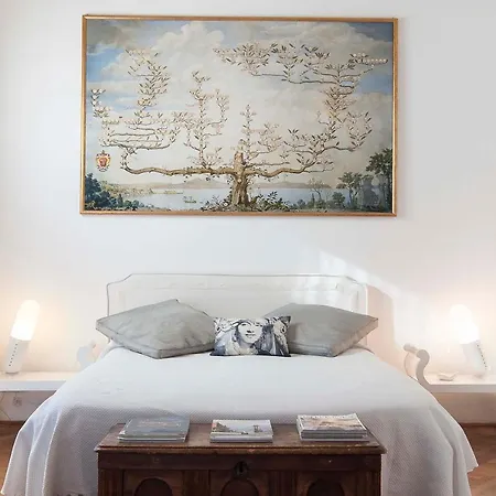 Timeless Apartment